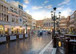 The resort provides much more fun activities which keep its visitor engage in various interesting things such as is it owns a shopping street named Gr